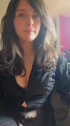 Roxannepiggy — modelo de webcam en línea en cam4