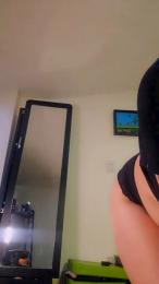 Roxannepiggy — Cam4 stream photo (Apr 2026)