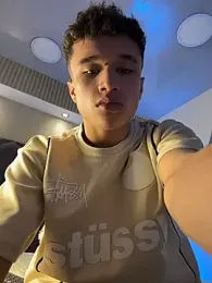 Dominik_Souza — modelo de webcam en línea en stripchat
