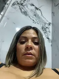 isabella_horney_ — Stripchat stream photo (Apr 2026)