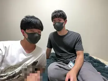 kntoo — modelo de webcam en línea en stripchat