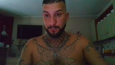 ubiXhot — modelo de webcam en línea en cam4