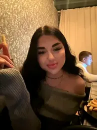 babygirllilly — stripchat