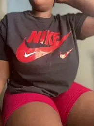 _bellaa — Stripchat stream photo (Apr 2026)