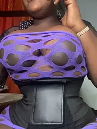 _bellaa — Stripchat stream photo (Mar 2026)