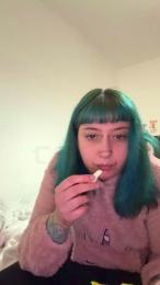 D4hli4 — Cam4 profile photo