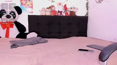 Carlasxdreams — Stripchat stream photo (Mar 2026)