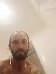 charlesb013 — Stripchat stream photo (Aug 2026)