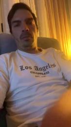 luis00es — Cam4 stream photo (Apr 2026)