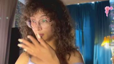CurlyWinxy — Cam4 stream photo (Jun 2026)