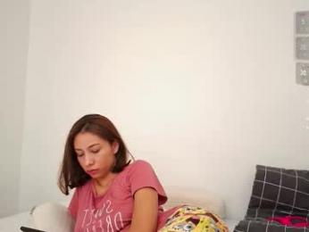 skyamber8v2 — modelo de webcam en línea en chaturbate