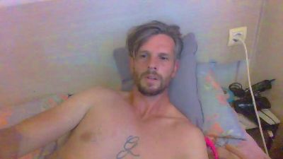 Agasex — modelo de webcam en línea en cam4