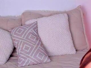 Evangelyne Excalibur — modelo de webcam en línea en flirt4free