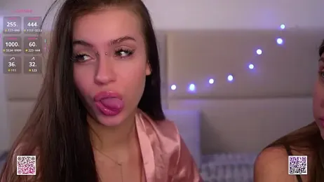 vivid_girls_vg — modelo de webcam en línea en stripchat