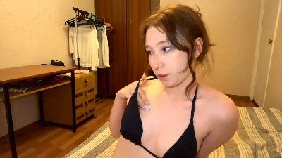 AveryBrezinski — Cam4 stream photo (Jun 2026)