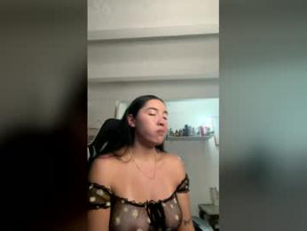 emma_johnson_ — modelo de webcam en línea en chaturbate