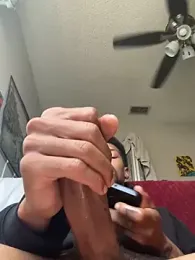 BigPrettyDick777 — Stripchat stream photo (Apr 2026)