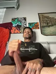 BigPrettyDick777 — Stripchat stream photo (Apr 2026)