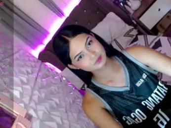brownsausageroberta — modelo de webcam en línea en chaturbate