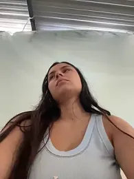 ValenSuarez25 — Stripchat stream photo (Aug 2026)
