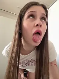 mmelicious — Stripchat stream photo (Mar 2026)