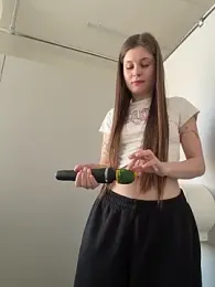 mmelicious — Stripchat stream photo (Mar 2026)