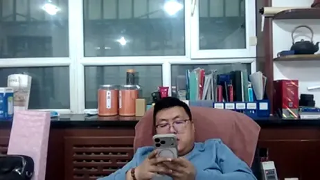 TuiGsuiqiuer — Stripchat stream photo (Dec 2025)