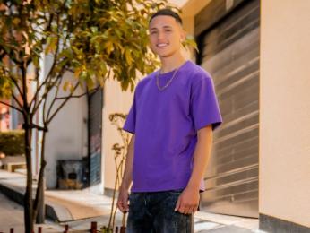 JassonBecker — modelo de webcam en línea en livejasmin