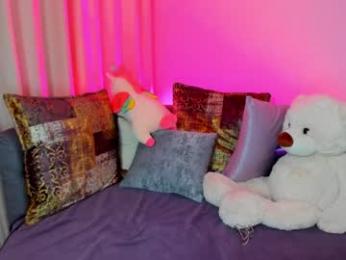 lovely_poppy — Chaturbate stream photo (Jun 2023)