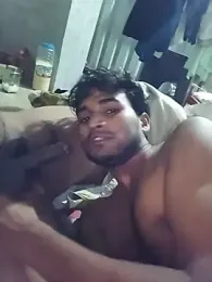 Raj_boy77 — modelo de webcam en línea en stripchat