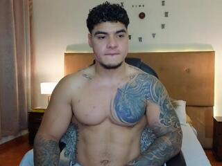 Stiven Velez — flirt4free