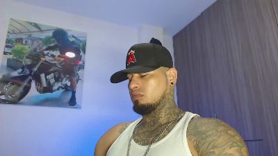 SR_Fuerte — modelo de webcam en línea en cam4