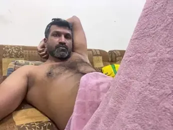 Black_Bull041988 — modelo de webcam en línea en stripchat