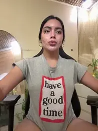 TS-SimplyTheBest — modelo de webcam en línea en stripchat