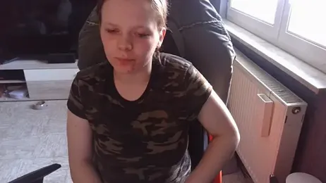 SexyBunny2002 — Stripchat stream photo (May 2025)