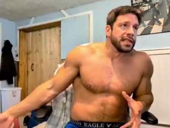 pizza_biceps — modelo de webcam en línea en chaturbate