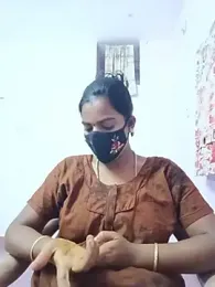 tamilratchasii — modelo de webcam en línea en stripchat