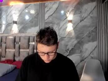 manson_and_zoe — Chaturbate stream photo (Aug 2026)