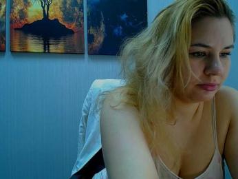 AvaQueen — Bongacams stream photo (Jun 2026)