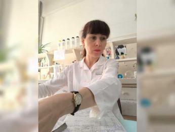 caroliiine — bongacams