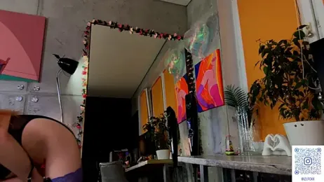 izi-fox — Stripchat stream photo (Apr 2026)