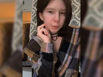 Rozvelt — modelo de webcam en línea en bongacams