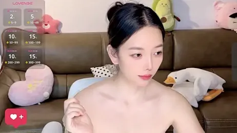 ziyu111 — Stripchat stream photo (Jun 2025)