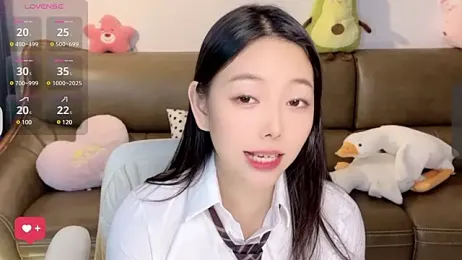 ziyu111 — Stripchat stream photo (Jun 2025)