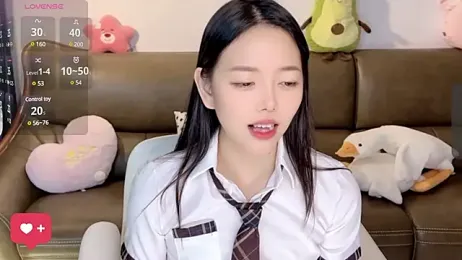 ziyu111 — Stripchat stream photo (Jun 2025)