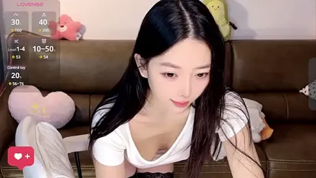 ziyu111 — Stripchat stream photo (Jun 2025)