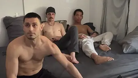 hot_shot_13 — Stripchat stream photo (Mar 2026)