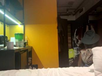 LeslieSmutz — Bongacams stream photo (Apr 2026)