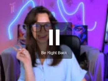 helli_belli — Chaturbate stream photo (Aug 2026)