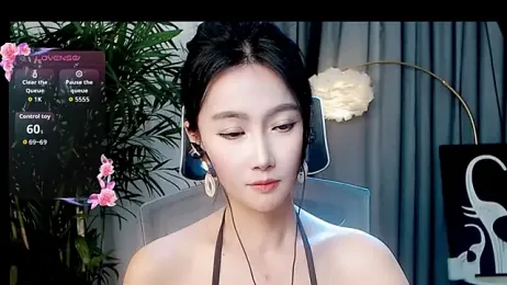 feifei-love — Stripchat stream photo (Oct 2025)